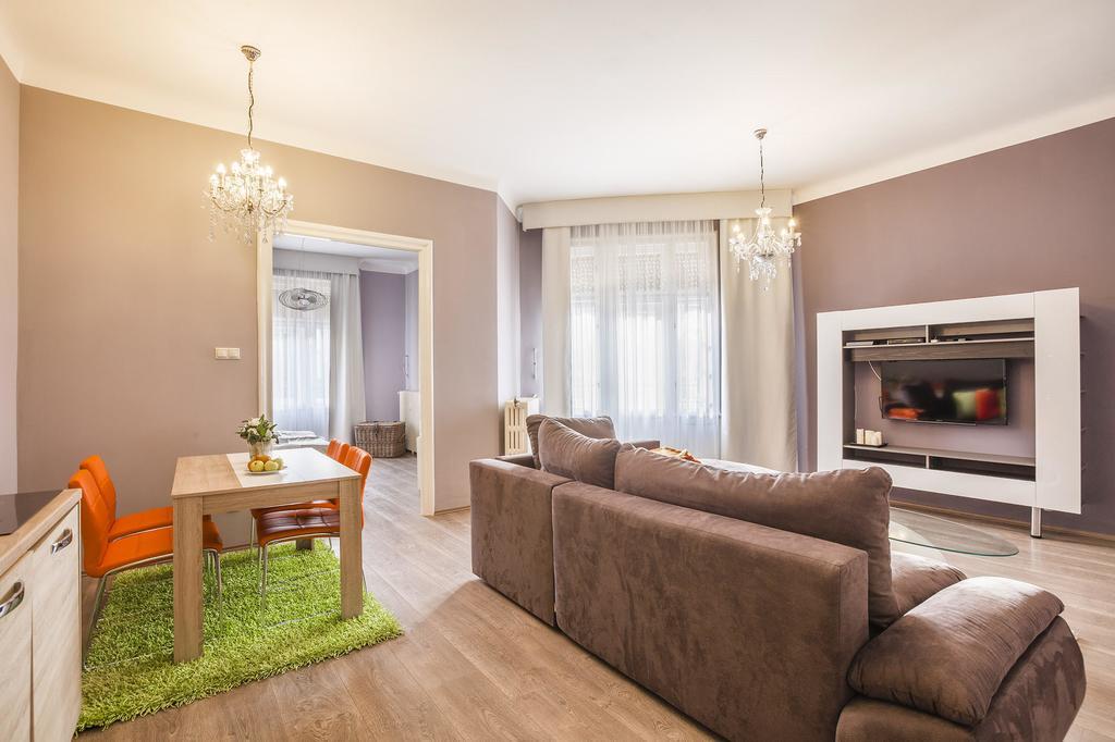 Two Couples Apartment Budapest Luaran gambar